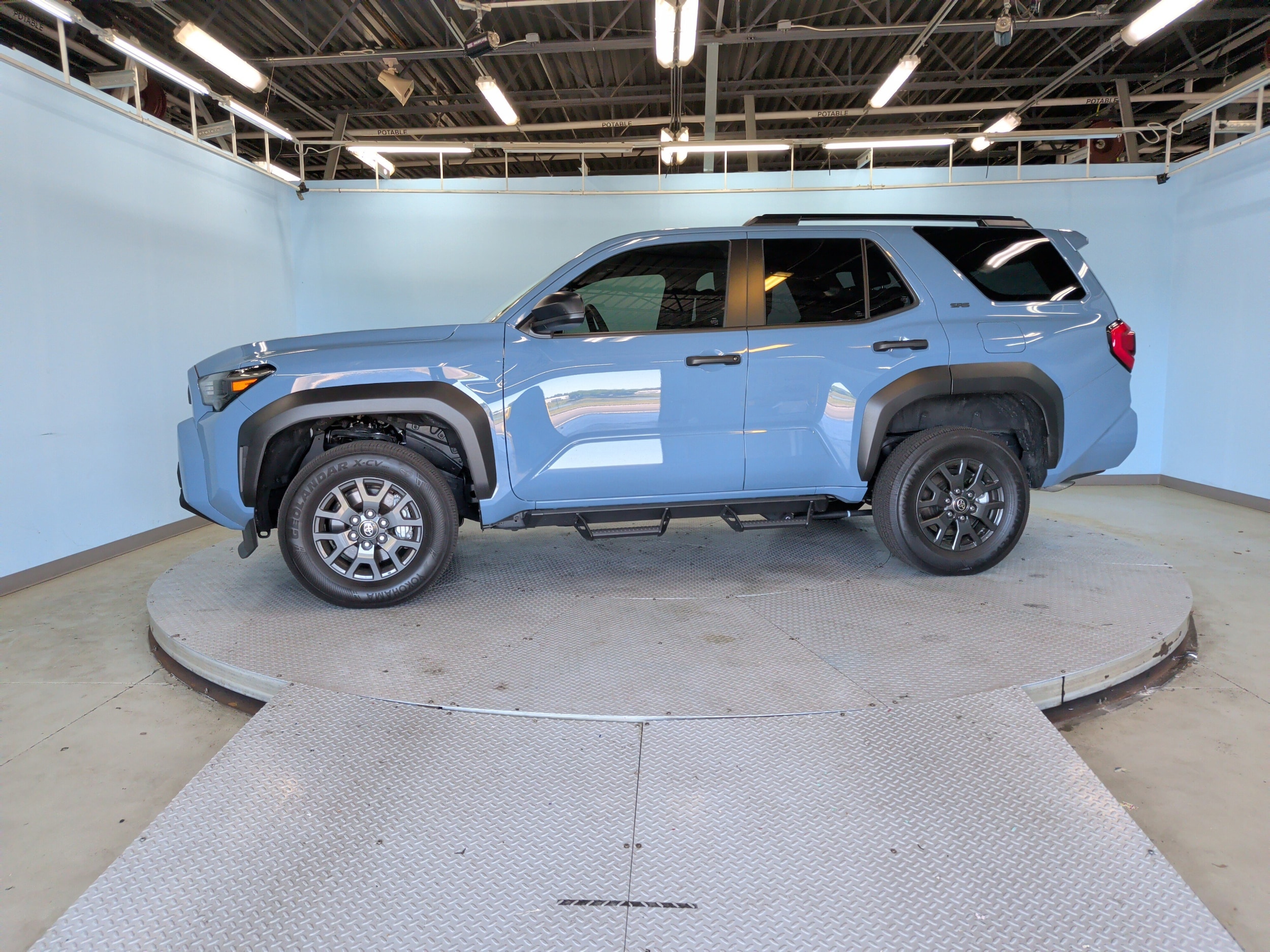2025 Toyota 4Runner SR5 photo 6
