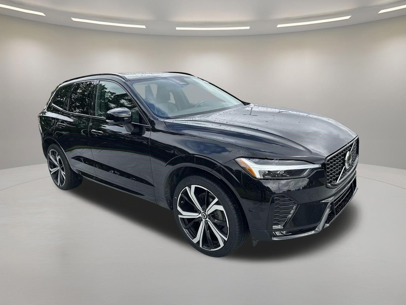 Volvo XC60 B5 FWD Ultimate Dark