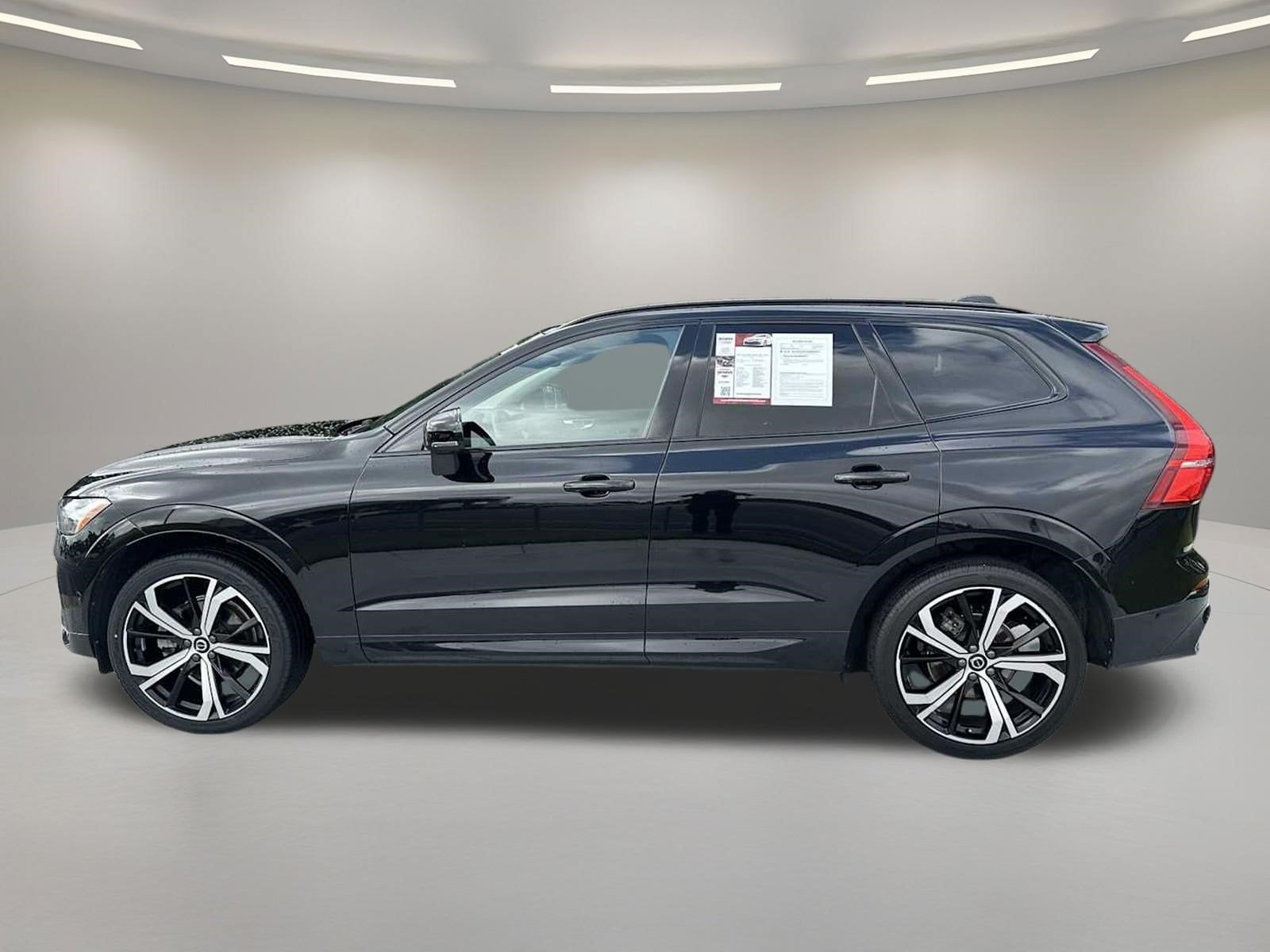 Volvo XC60 B5 FWD Ultimate Dark