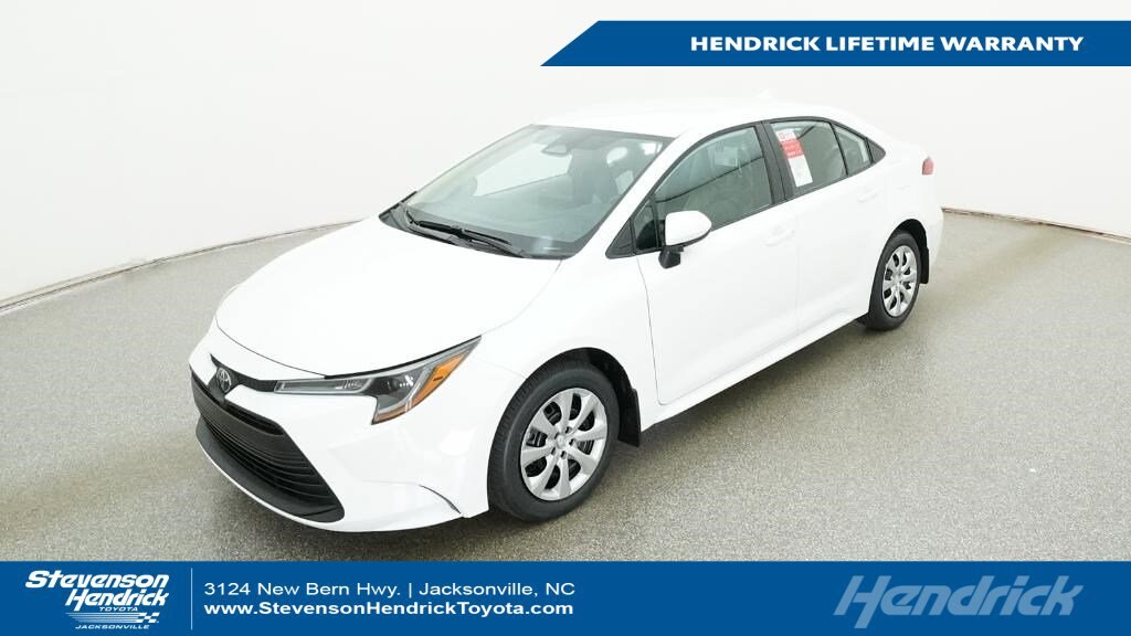 2026 Toyota Corolla LE's photo