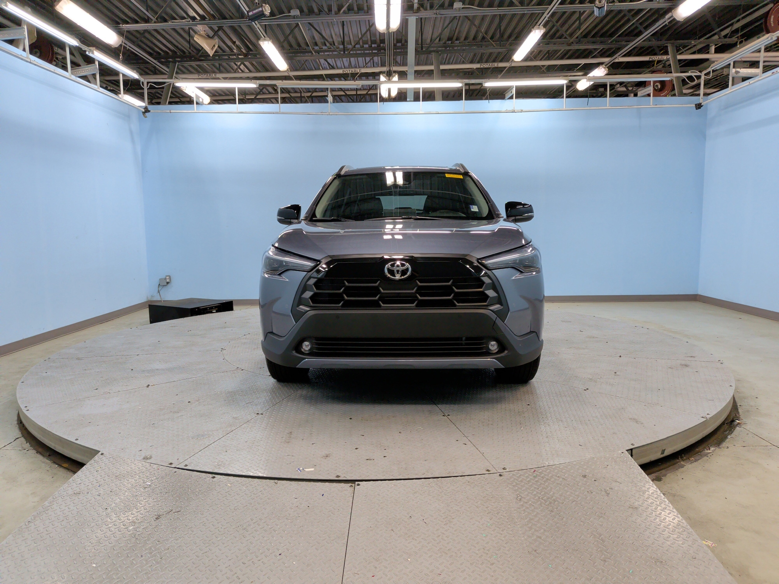 2026 Toyota Corolla Cross XLE photo 4