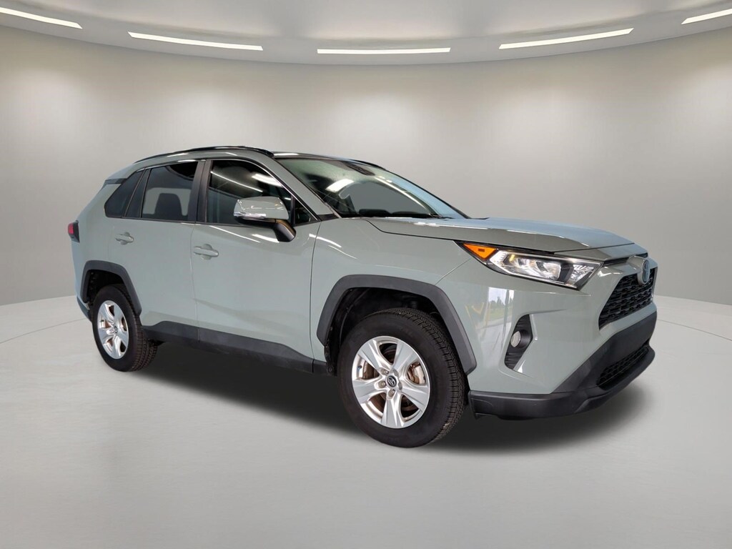 Used 2020 Toyota RAV4 XLE SUV