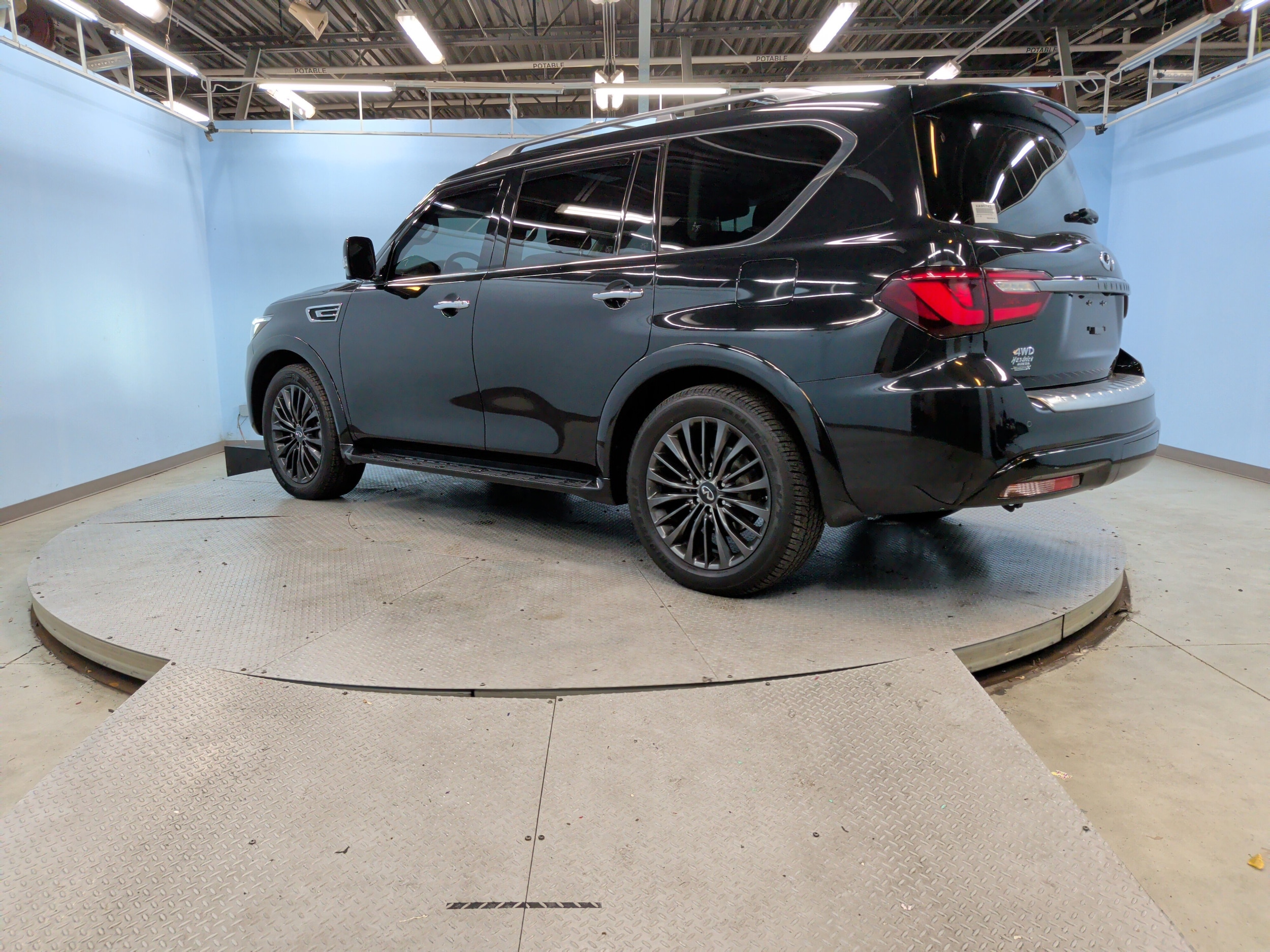 2023 INFINITI QX80 PREMIUM SELECT photo 3