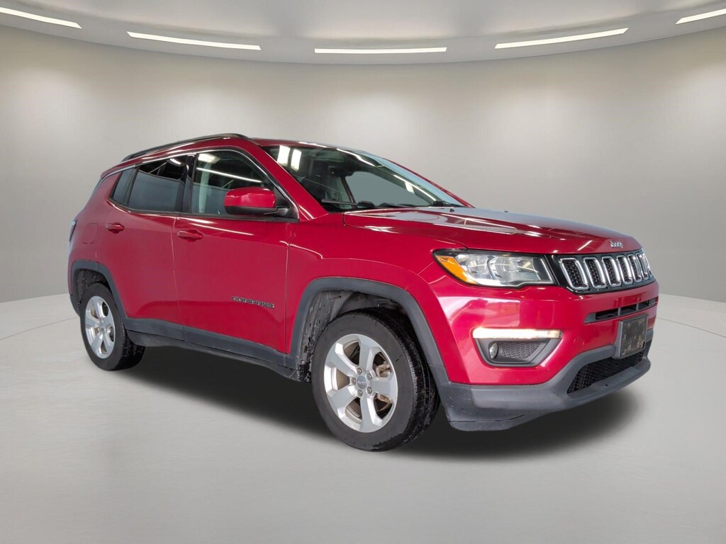 Used 2018 Jeep Compass Latitude FWD SUV
