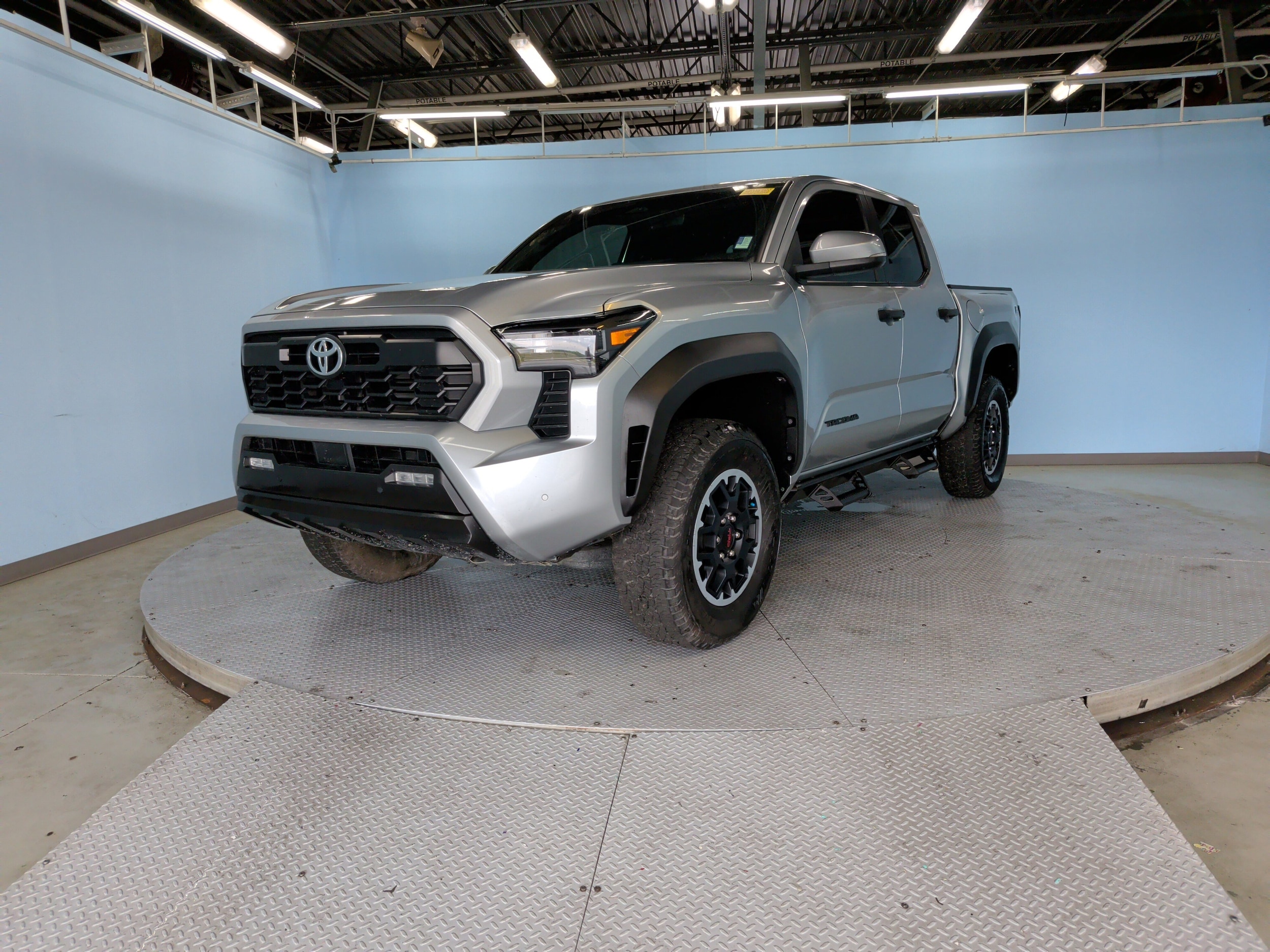 2024 Toyota Tacoma TRD Off Road photo 5