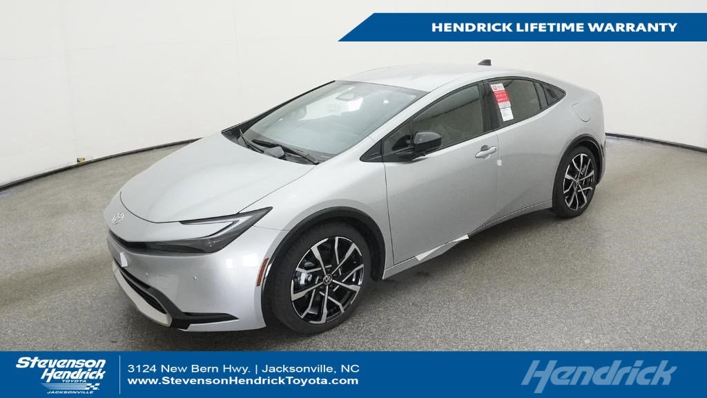 2026 Toyota Prius XSE's photo