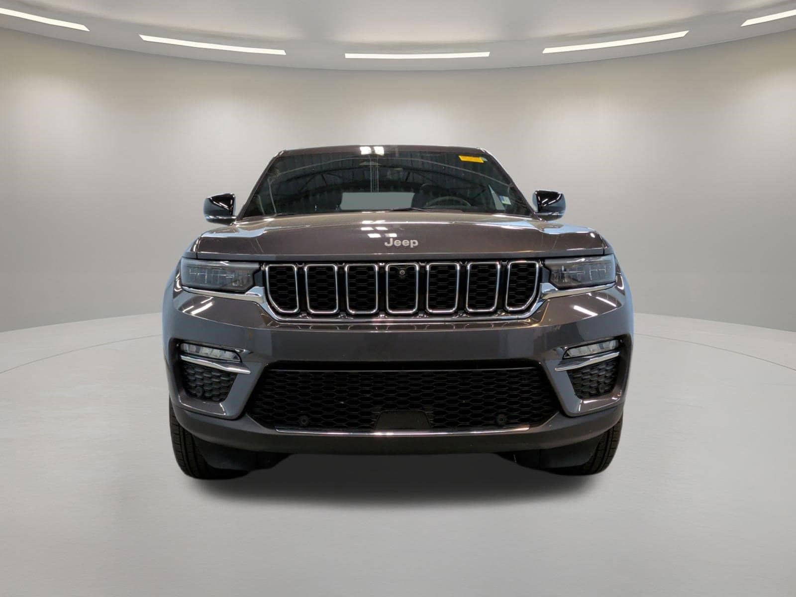2024 Jeep Grand Cherokee Limited photo 4