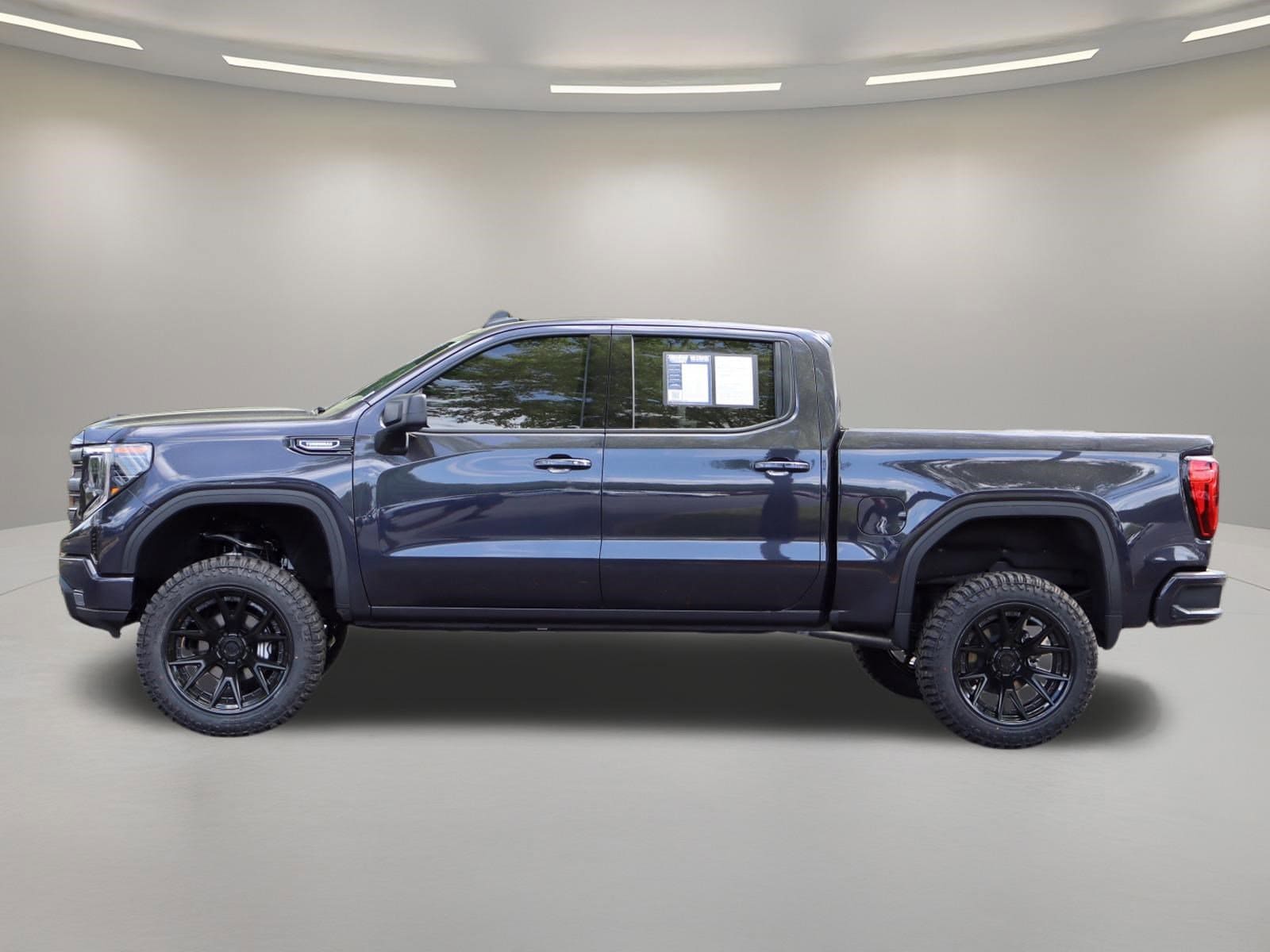 2025 GMC Sierra 1500 Elevation w/3SB photo 4