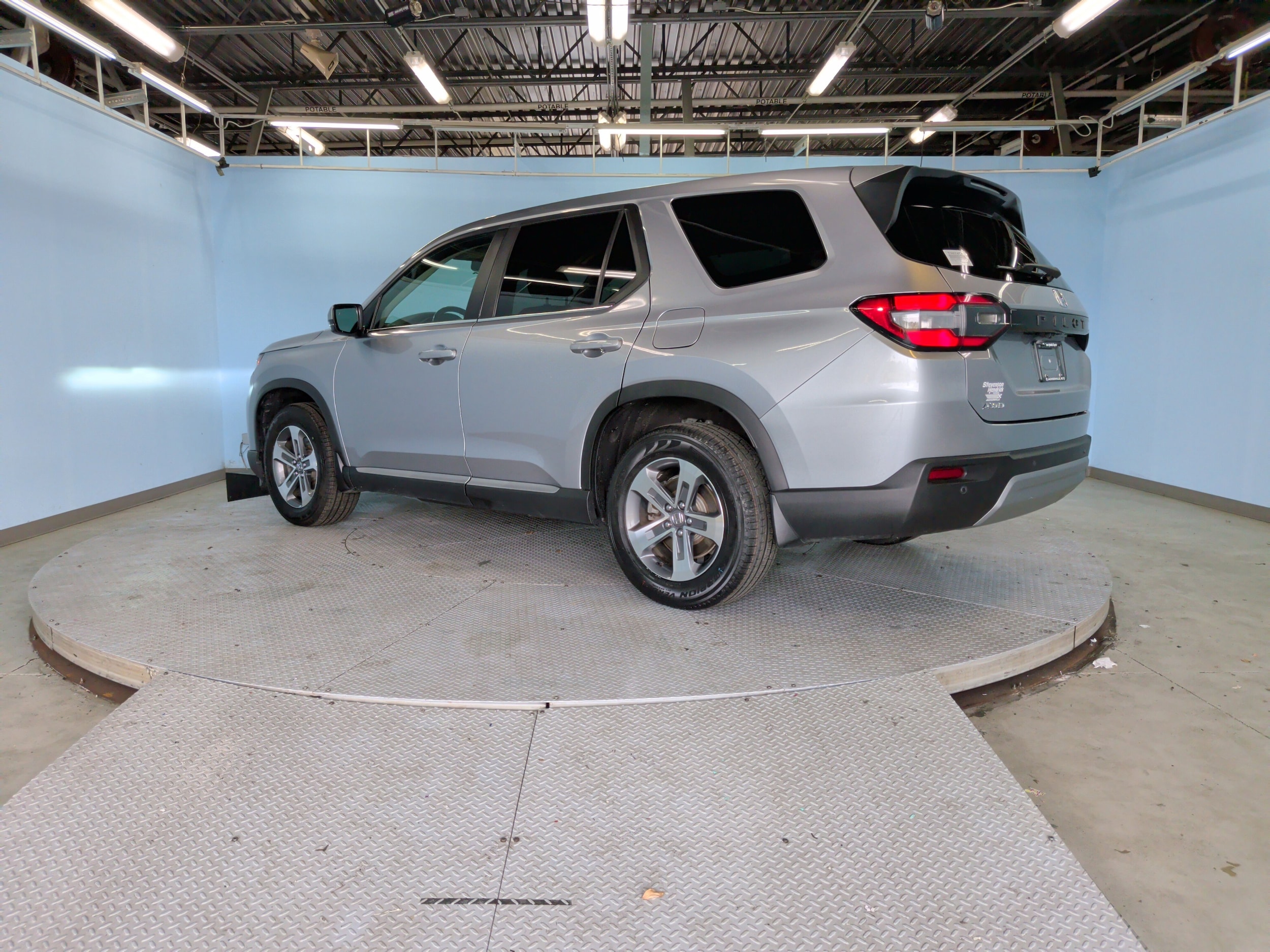 2024 Honda Pilot EX-L photo 3