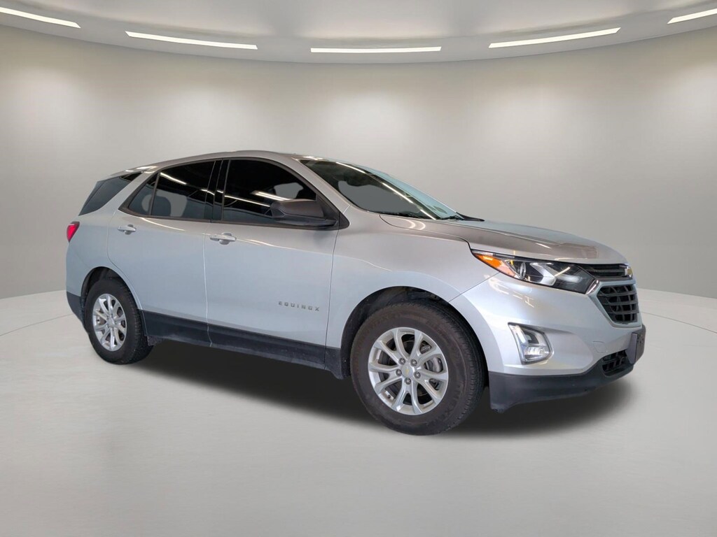 Used 2018 Chevrolet Equinox LS SUV