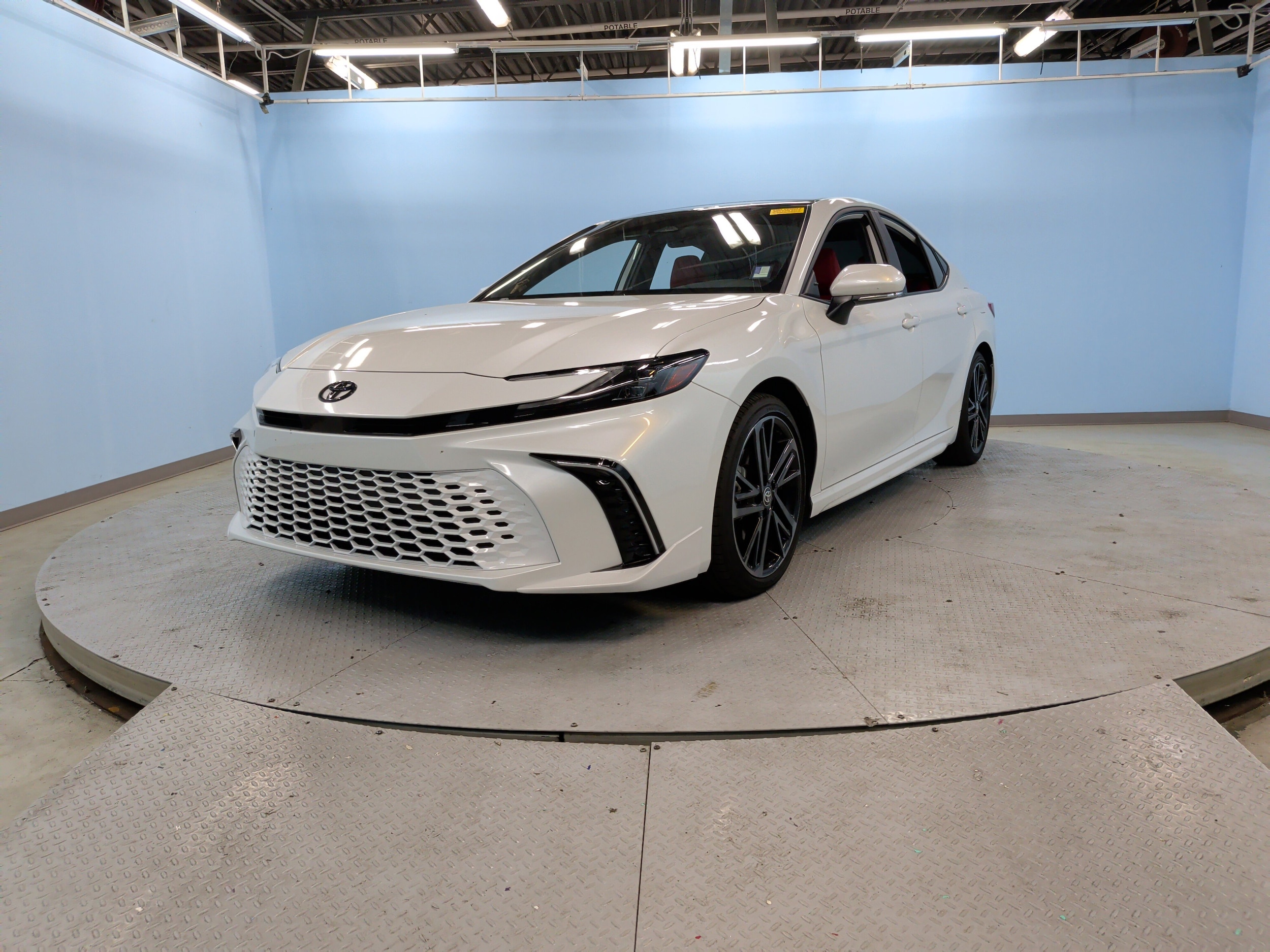 2025 Toyota Camry XSE photo 5