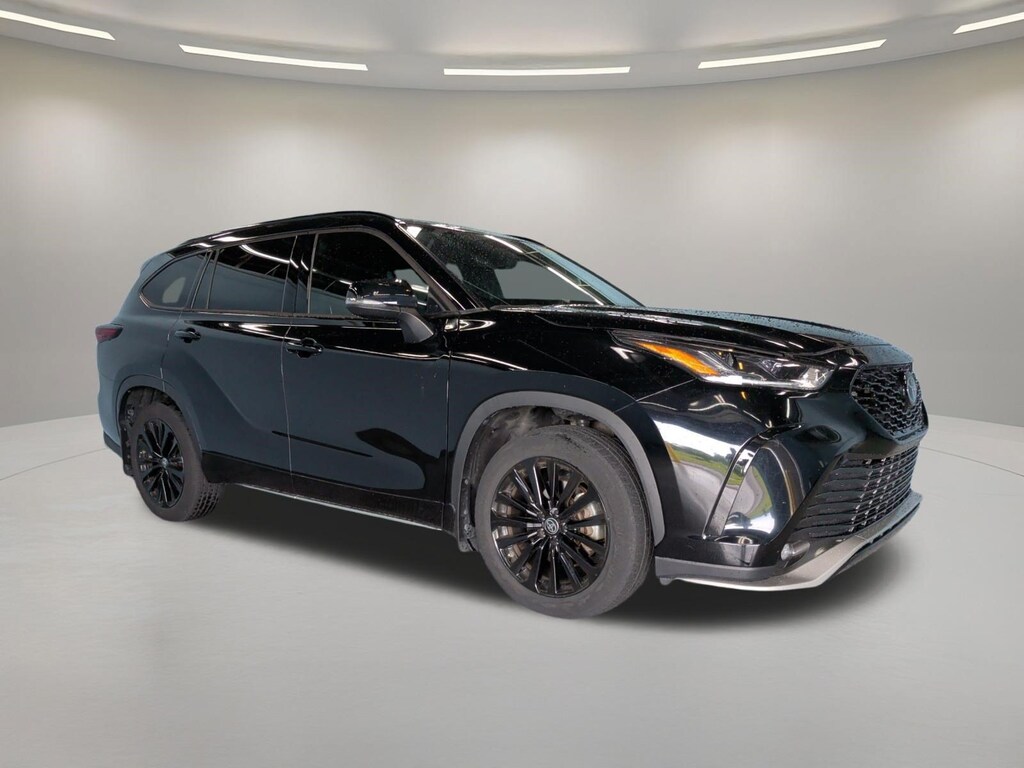 Used 2024 Toyota Highlander XSE SUV