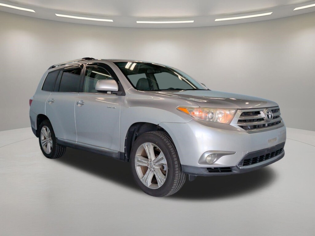 Used 2012 Toyota Highlander Limited V6 AWD SUV