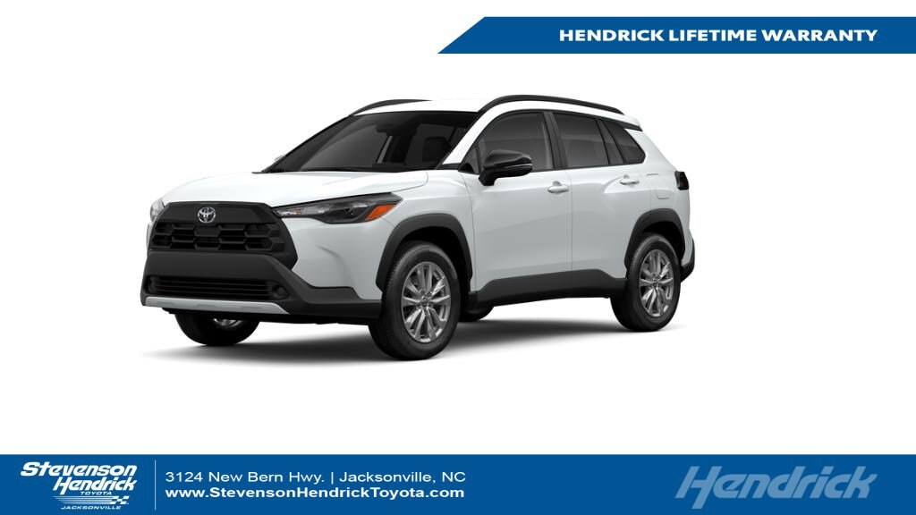 2026 Toyota Corolla Cross LE's photo