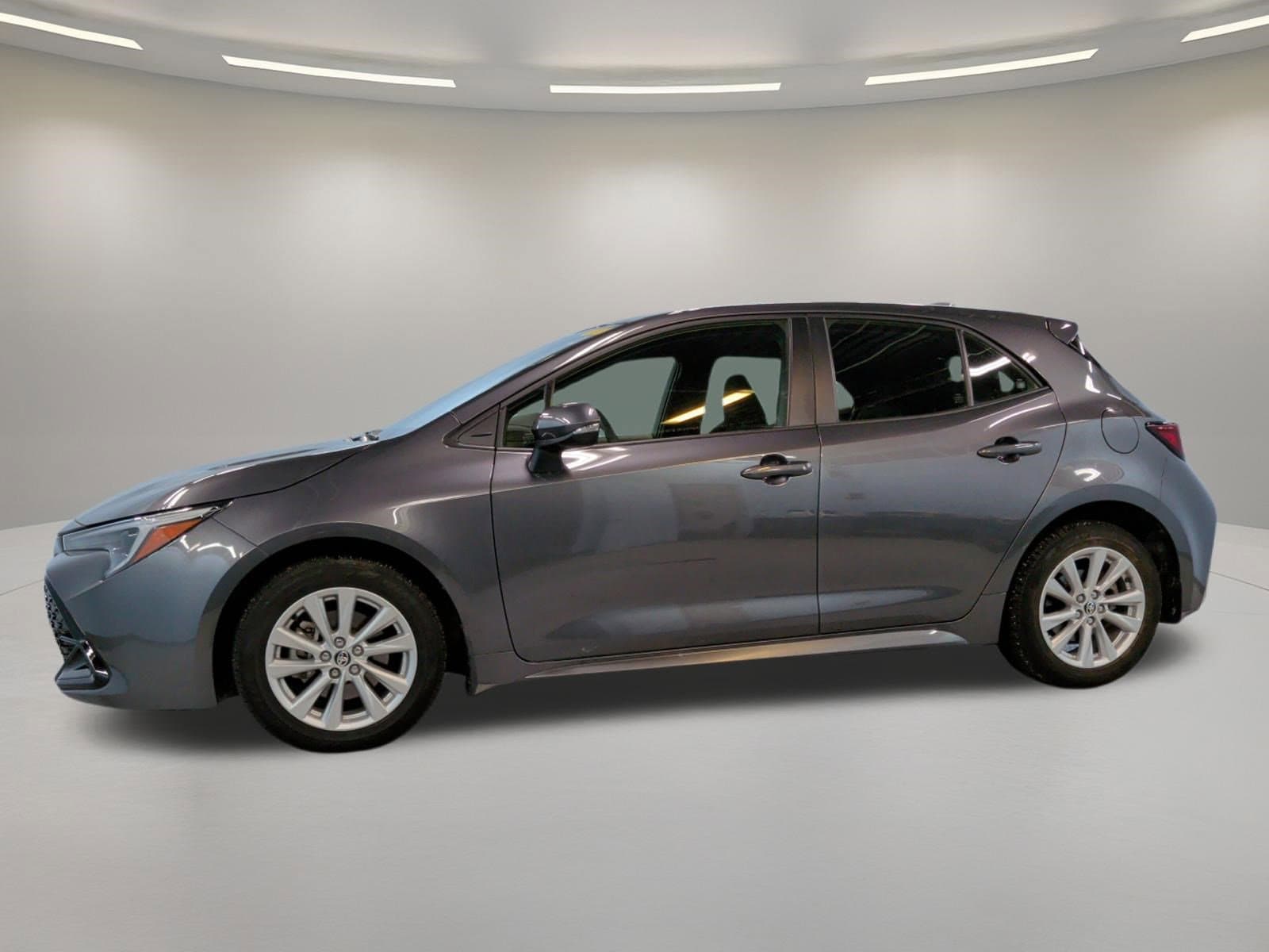 2025 Toyota Corolla Hatchback SE photo 6