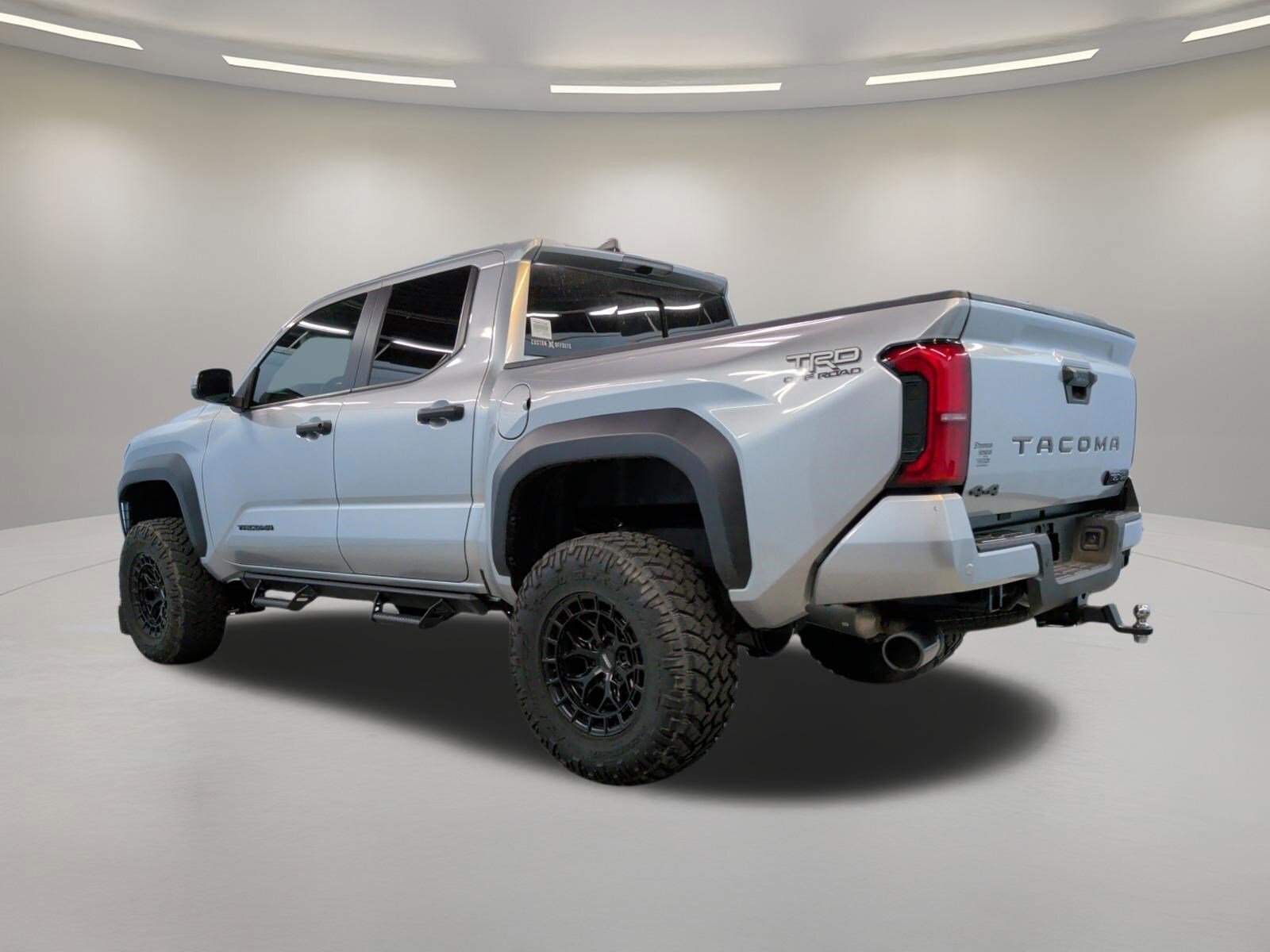2024 Toyota Tacoma TRD Off Road photo 3