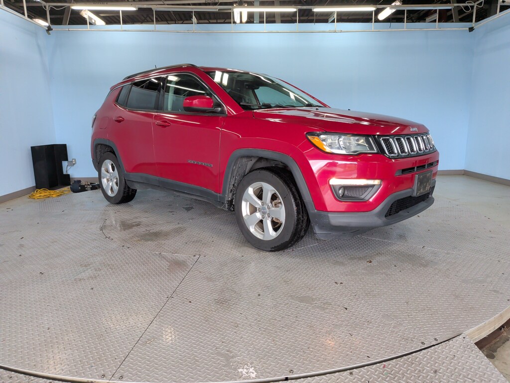 Used 2018 Jeep Compass Latitude FWD SUV