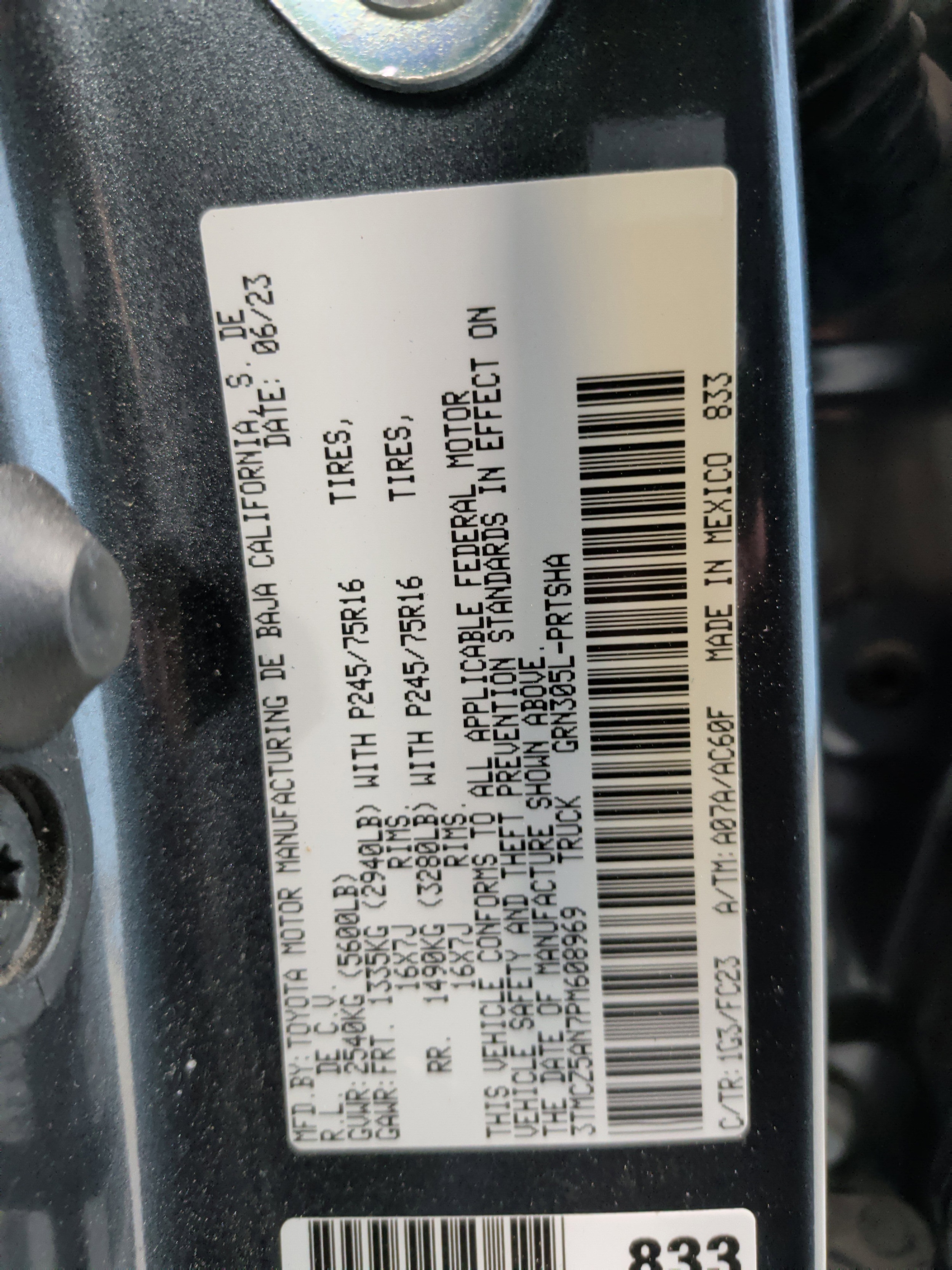 2023 Toyota Tacoma SR5 V6 photo 2