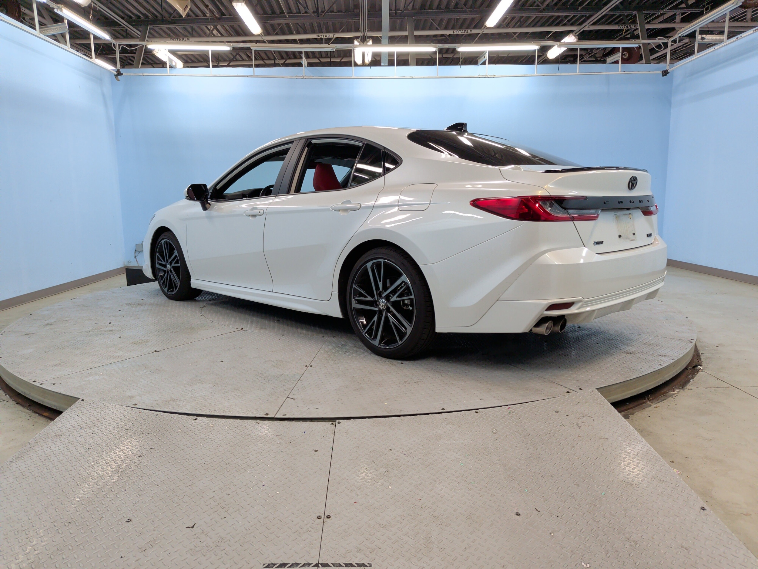 2025 Toyota Camry XSE photo 3