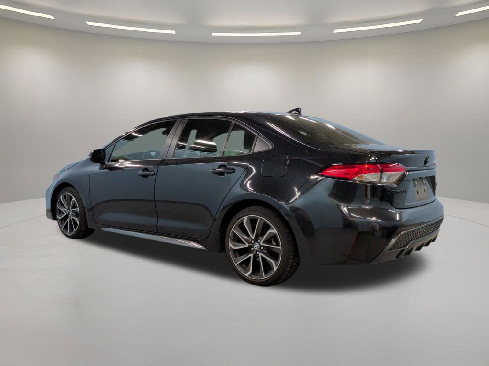 2022 Toyota Corolla SE photo 3