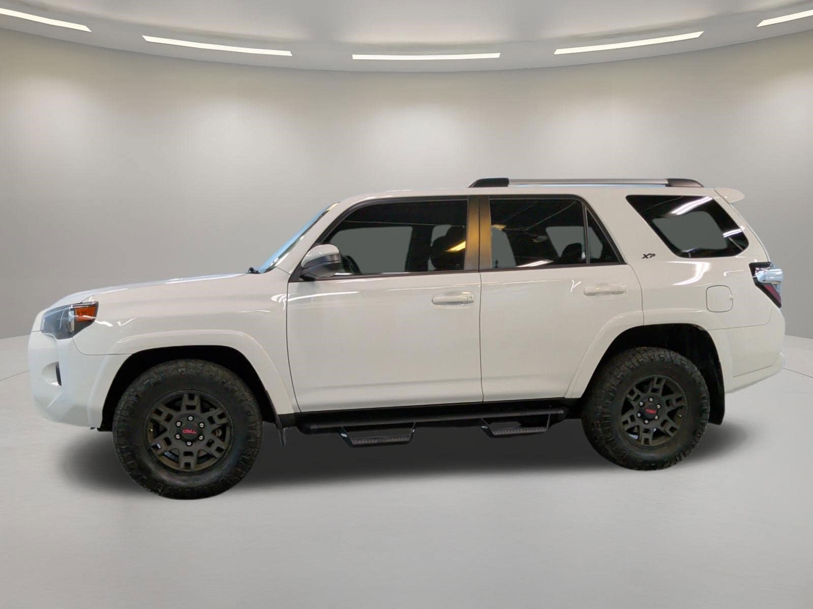 2022 Toyota 4Runner SR5 photo 6