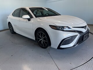 2024 Toyota Camry SE Sedan