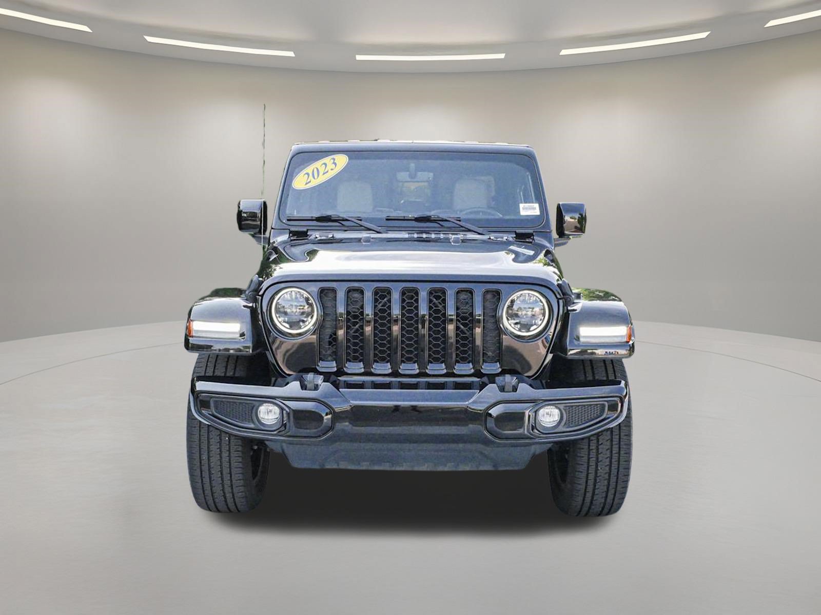 Used 2023 Jeep Gladiator Overland Truck Crew Cab