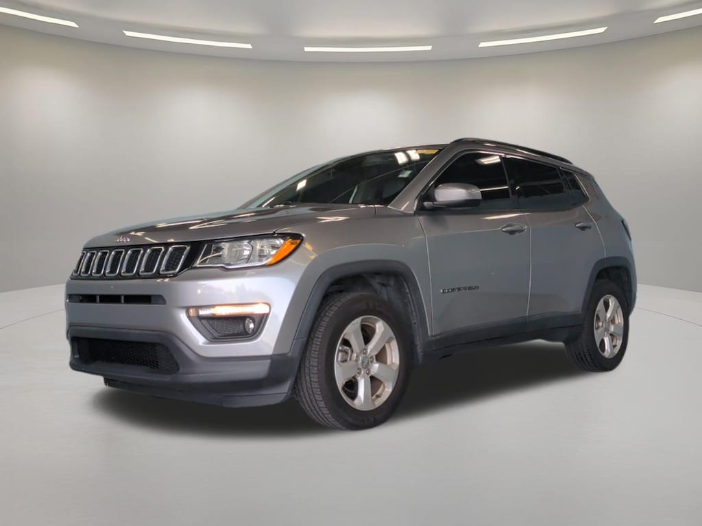 Used 2018 Jeep Compass Latitude 4x4 SUV
