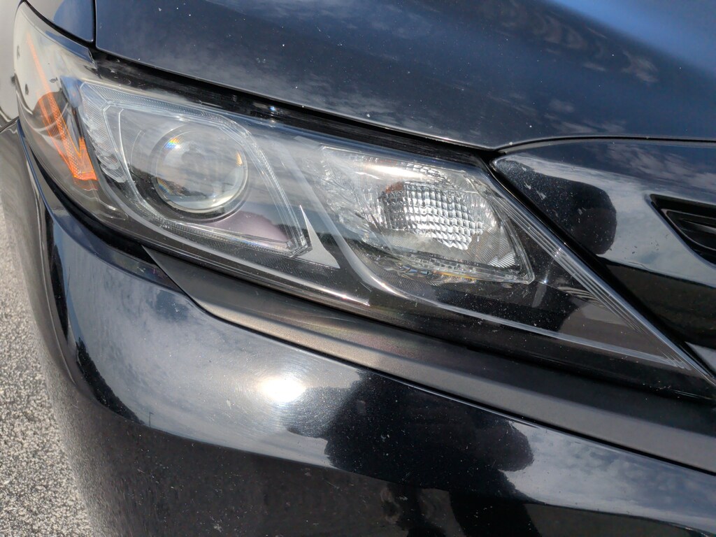 Used 2021 Toyota Camry SE Sedan