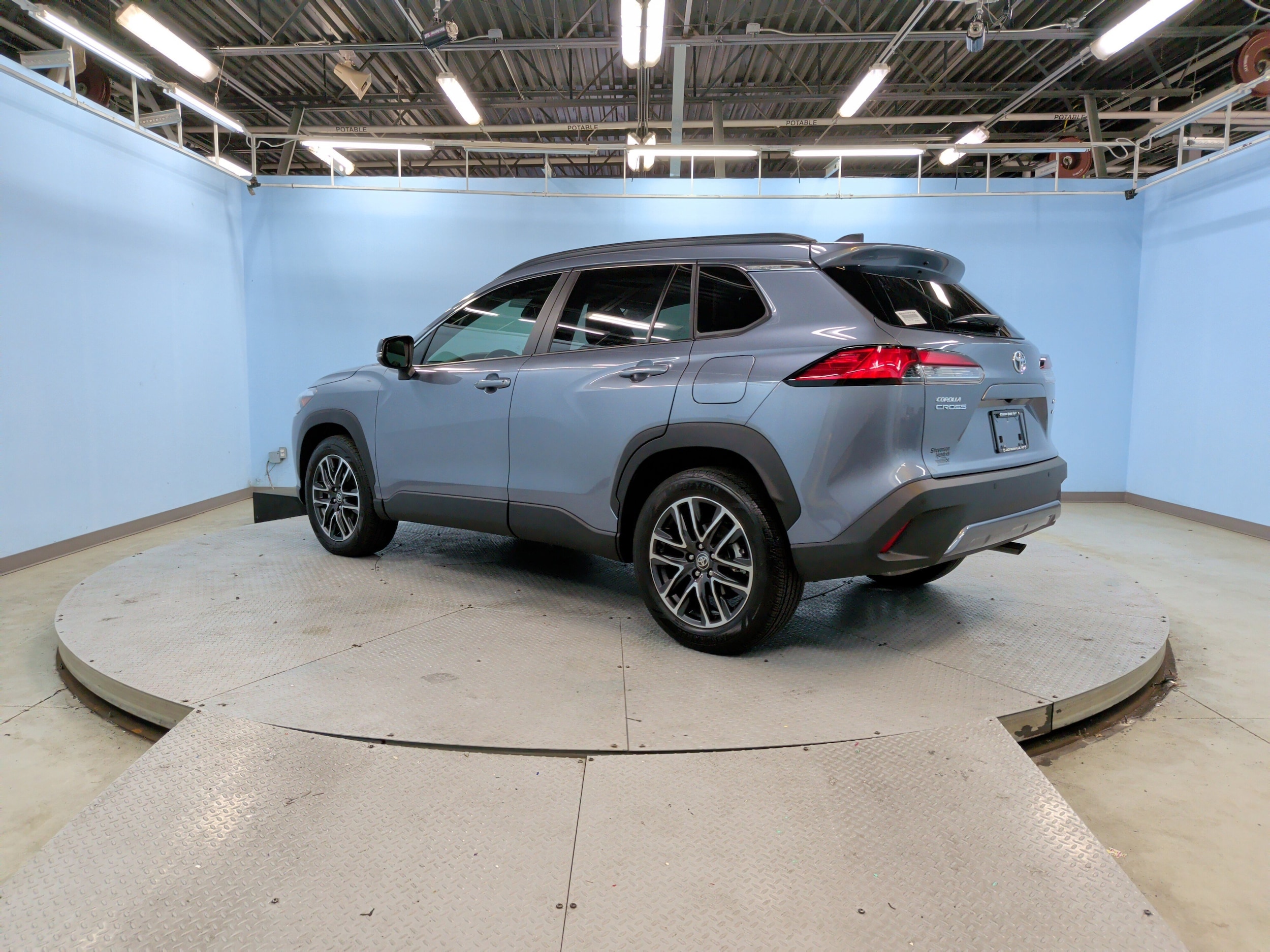 2026 Toyota Corolla Cross XLE photo 3