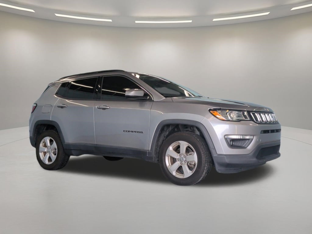 Used 2018 Jeep Compass Latitude 4x4 SUV