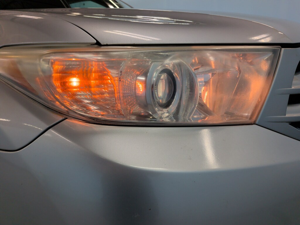 Used 2012 Toyota Highlander Limited V6 AWD SUV