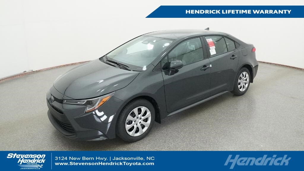 2026 Toyota Corolla LE's photo