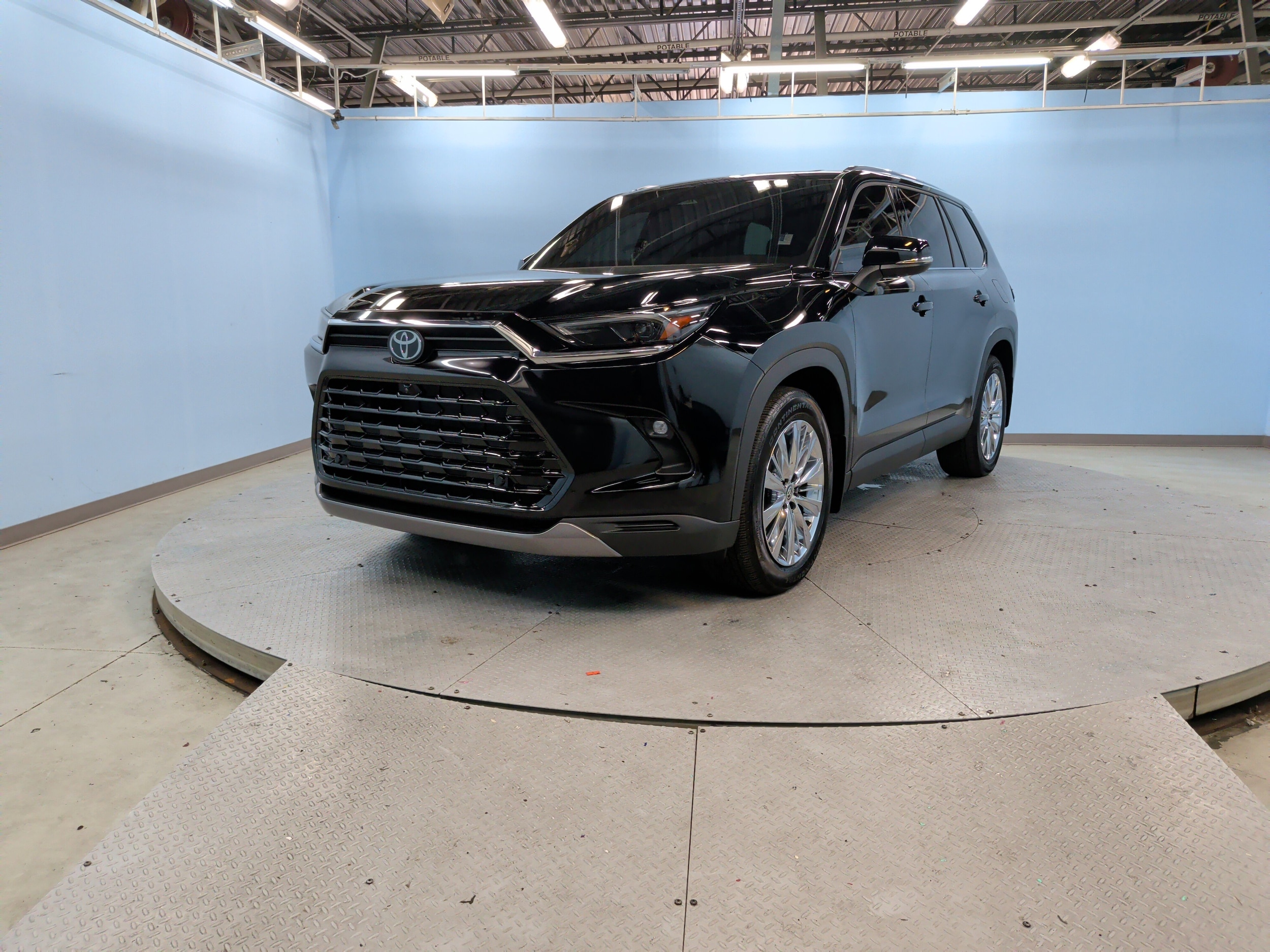 2026 Toyota Grand Highlander Platinum photo 5