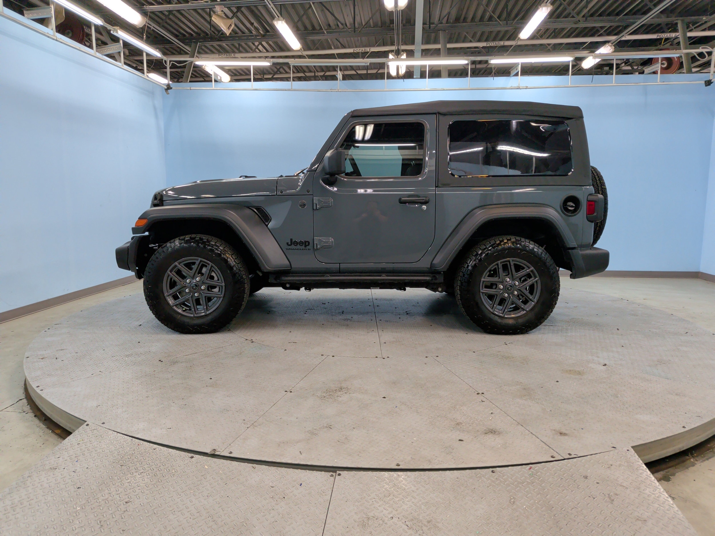 2025 Jeep Wrangler Sport photo 6