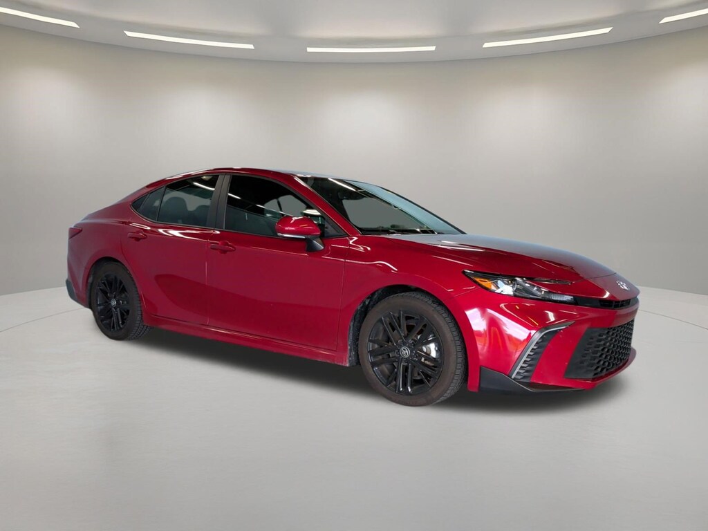 Used 2025 Toyota Camry SE Sedan