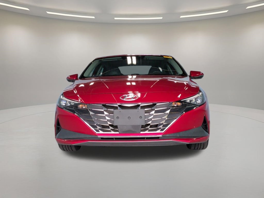 Used 2022 Hyundai Elantra Limited Sedan