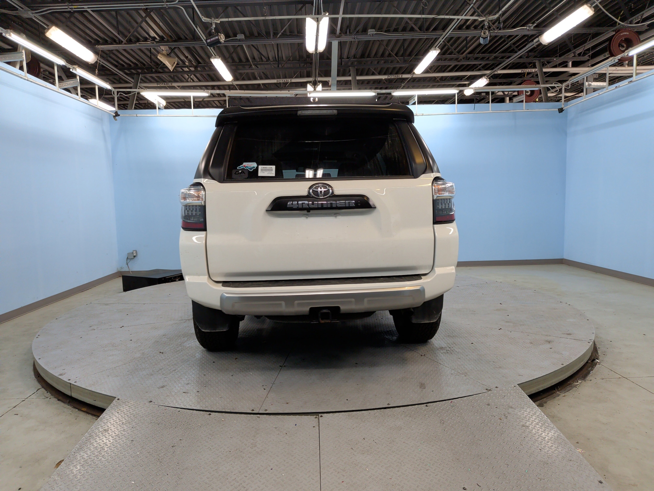 2023 Toyota 4Runner TRD Off Road Premium photo 3