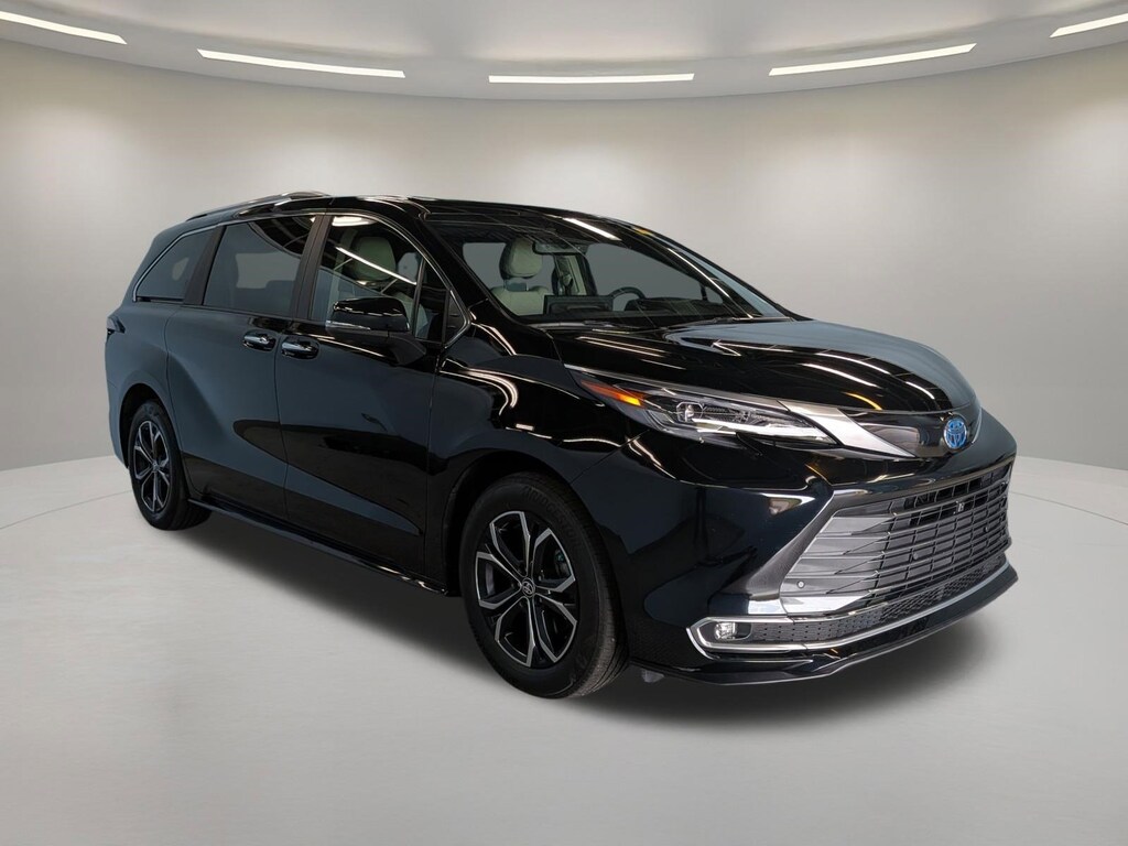 Certified 2025 Toyota Sienna Platinum 7 Passenger Van Passenger Van