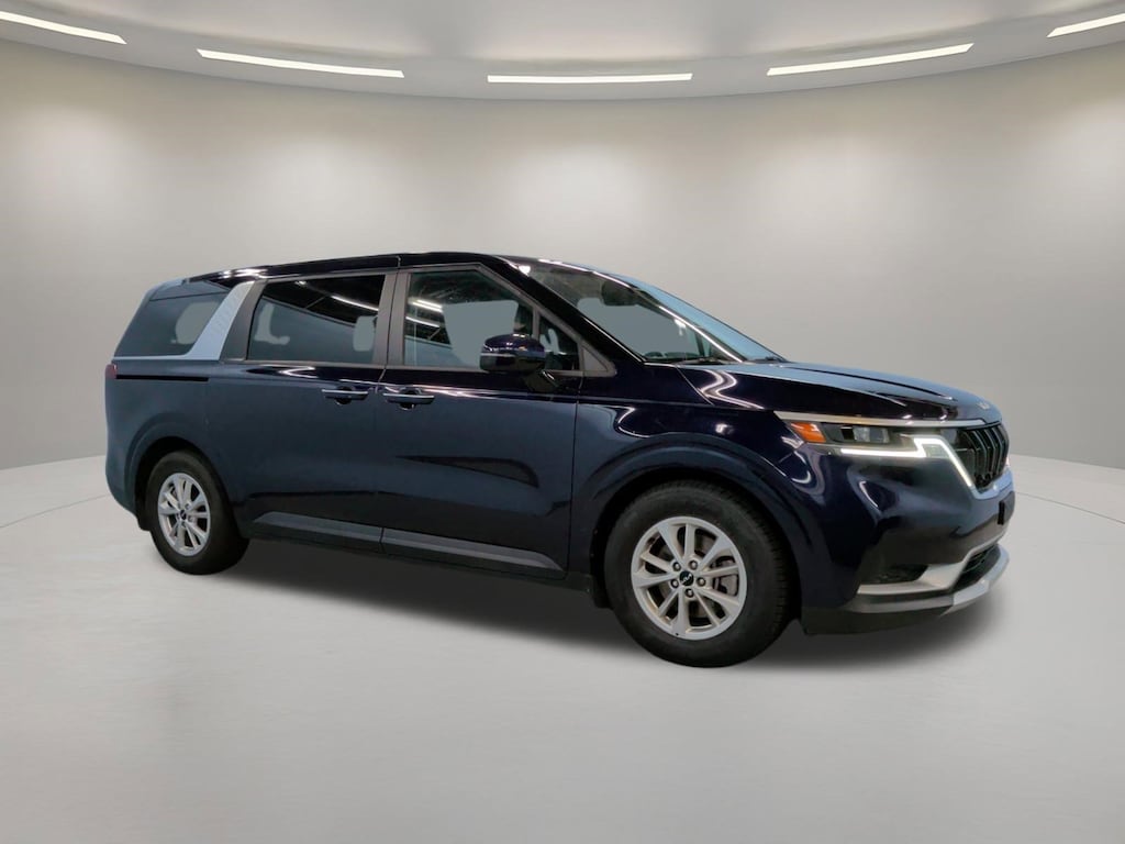 Used 2022 Kia Carnival LX MPV