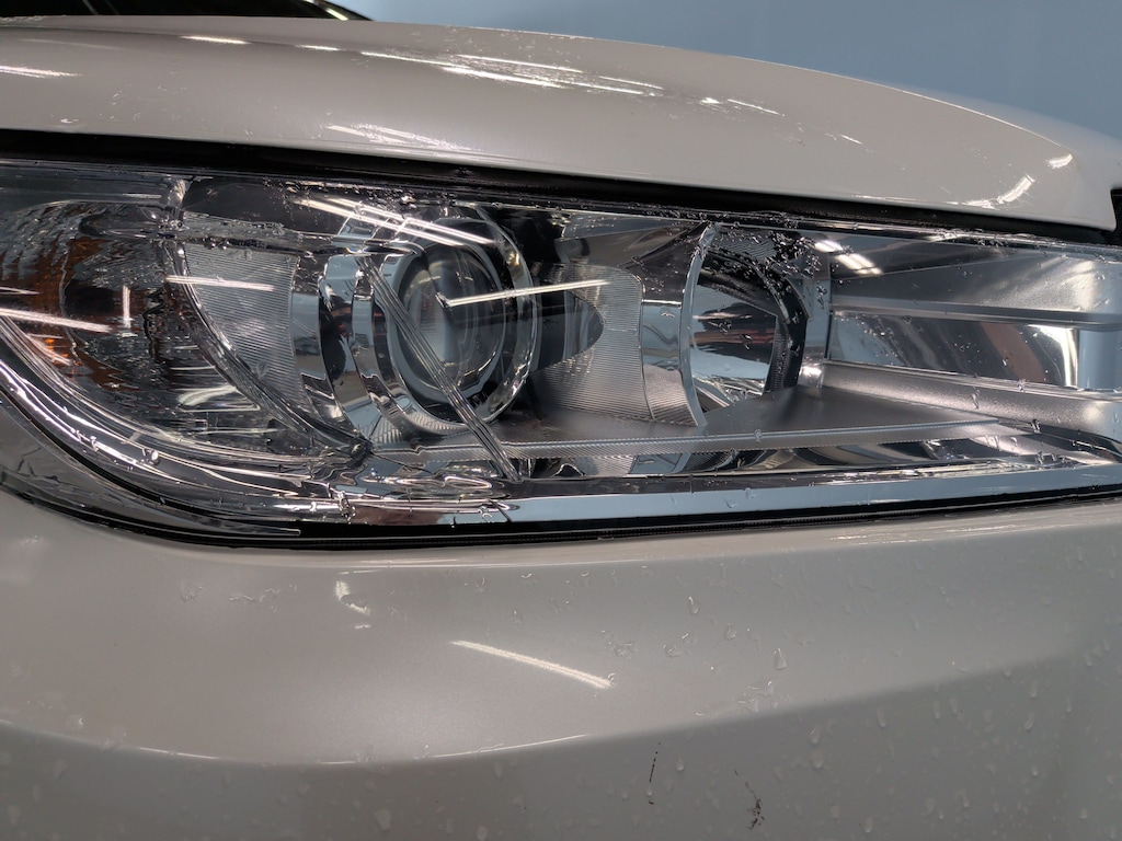 Used 2019 Toyota Highlander XLE V6 SUV