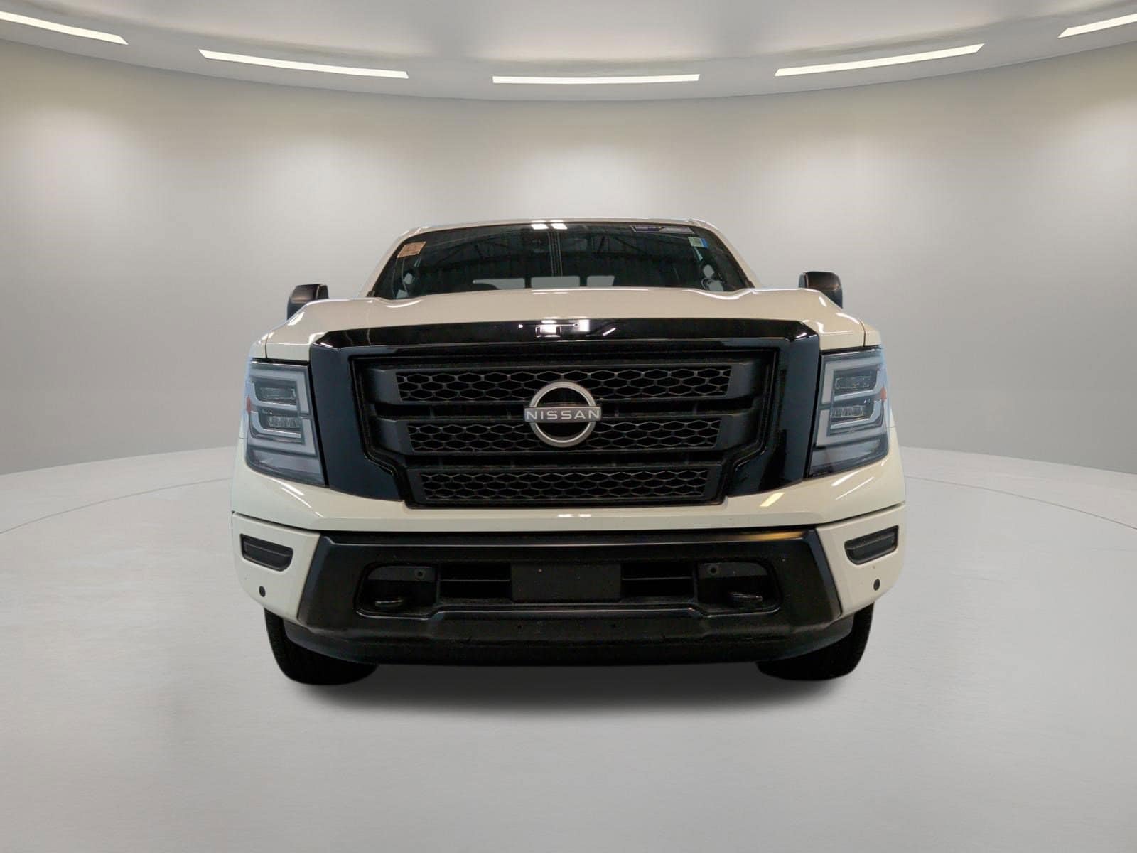 Nissan Titan SV