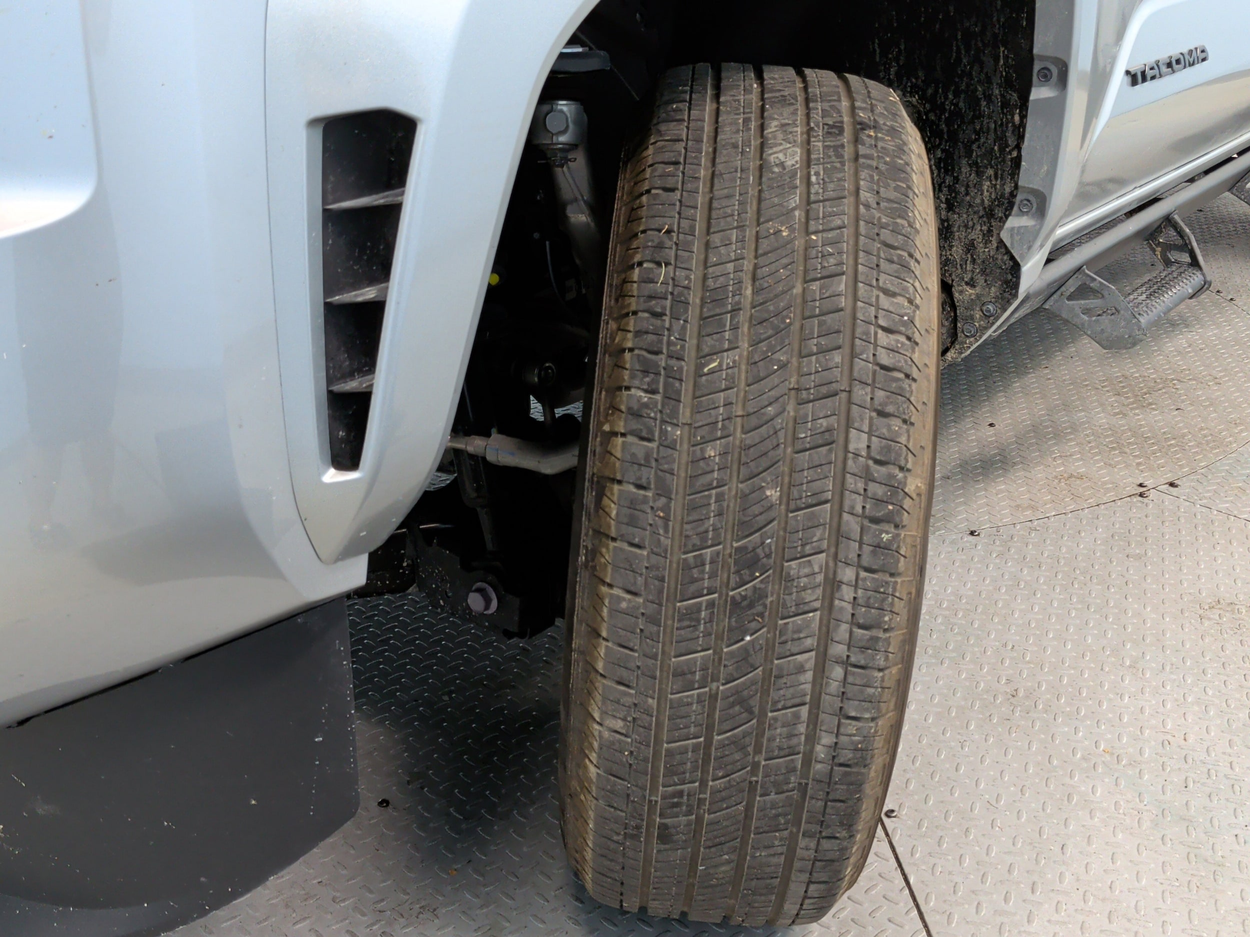 2024 Toyota Tacoma TRD Sport photo 5