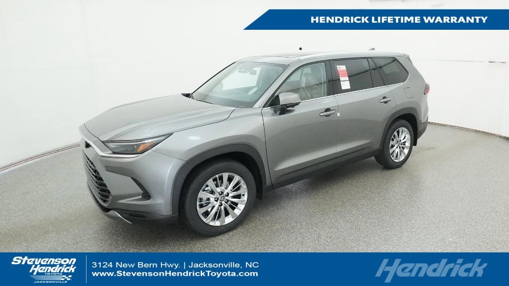 2026 Toyota Grand Highlander Platinum's photo