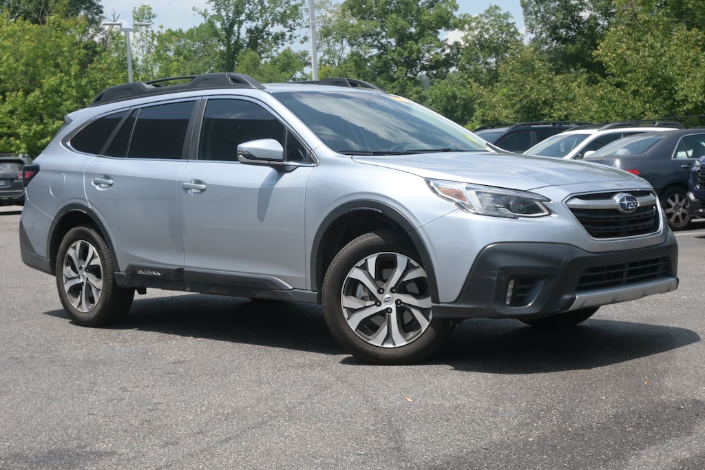 Used 2022 Subaru Outback Limited SUV