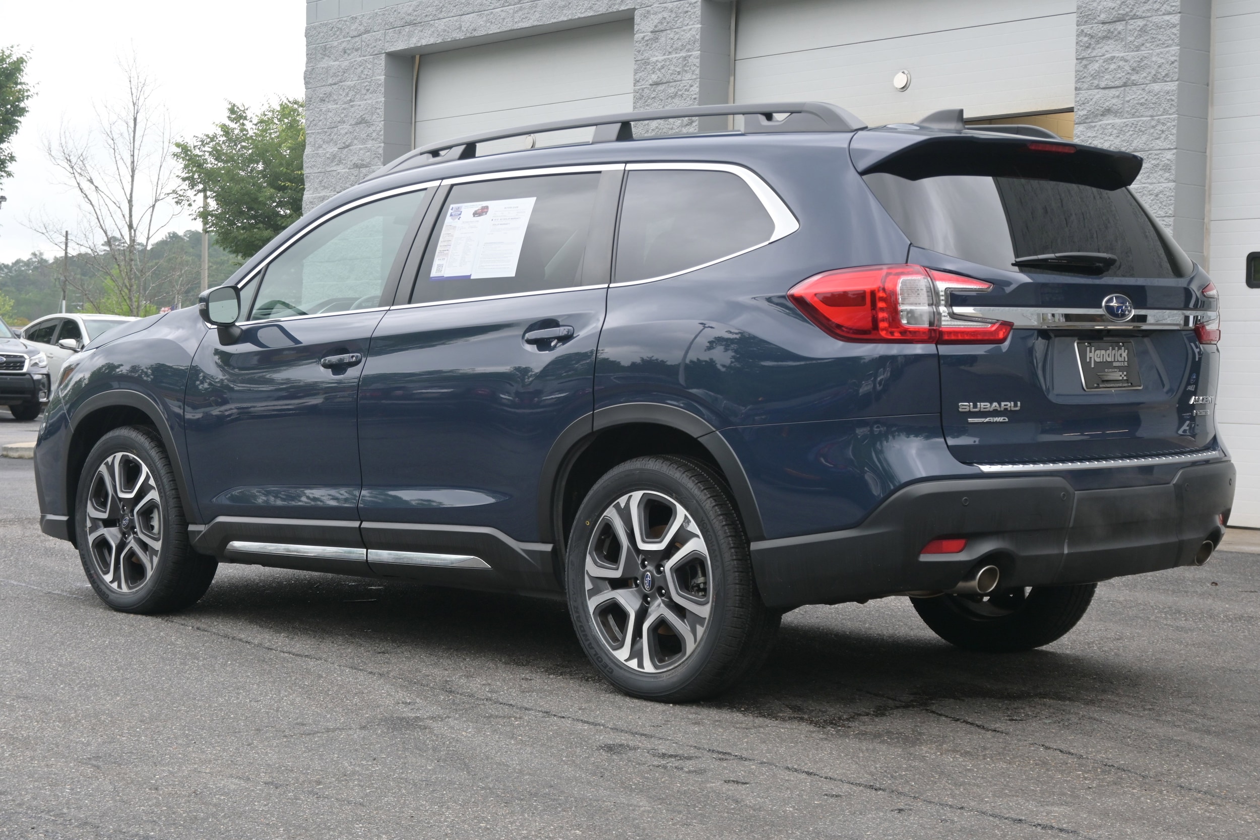 2023 Subaru Ascent Limited photo 5