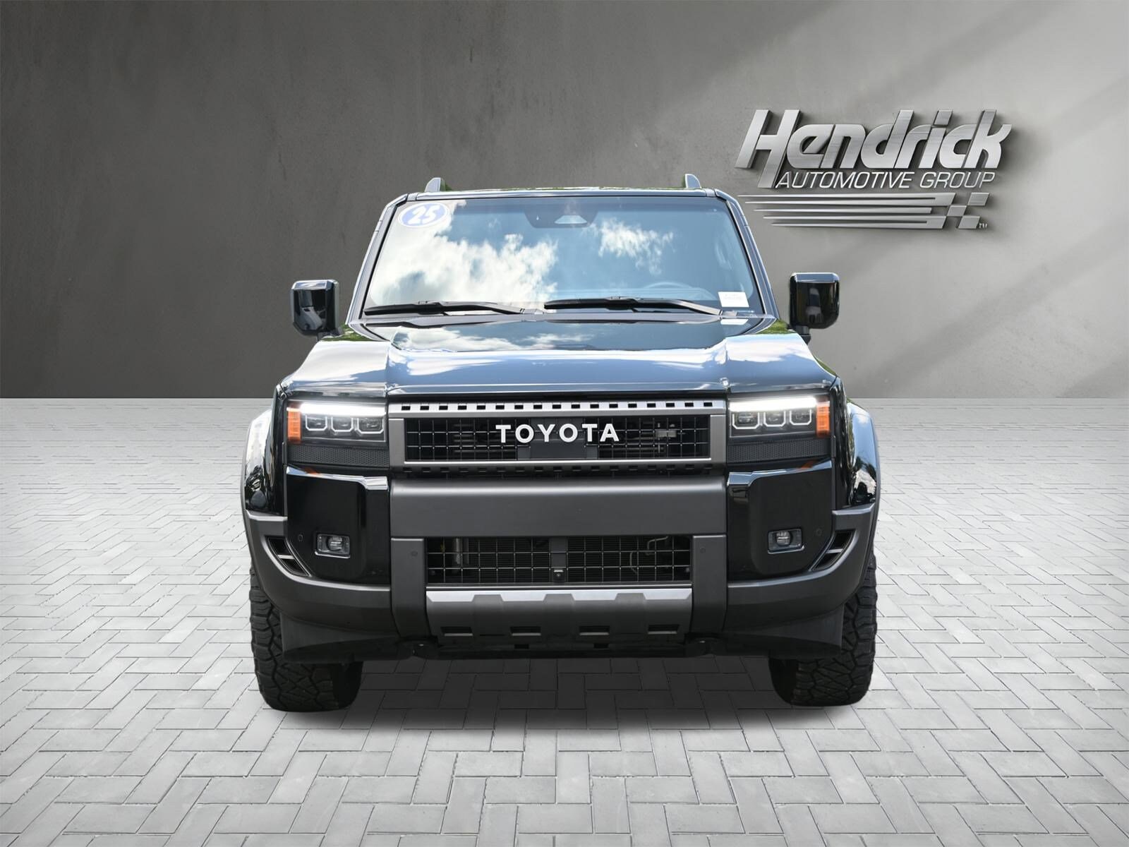2025 Toyota Land Cruiser photo 3