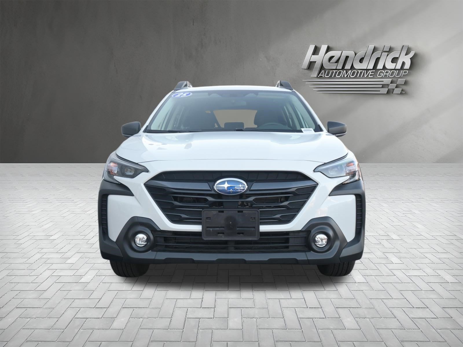 2025 Subaru Outback photo 2