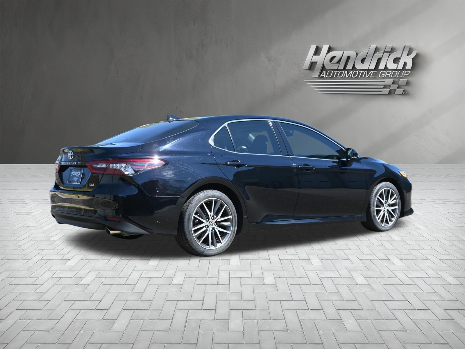 2024 Toyota Camry XLE V6 photo 3