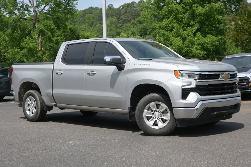 Used 2022 Chevrolet Silverado 1500 LT Pickup